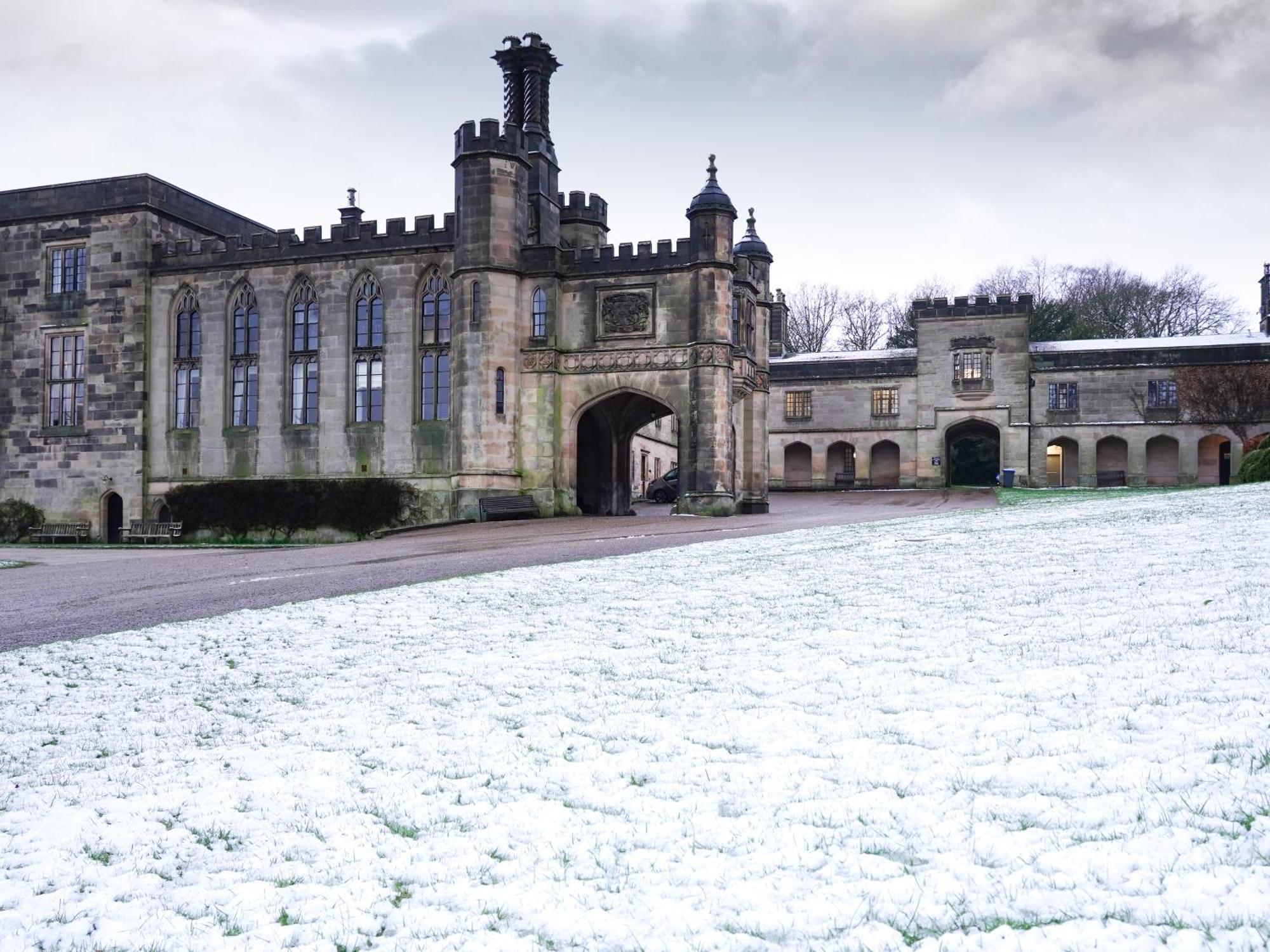YHA Ilam Hall Ashbourne  Esterno foto